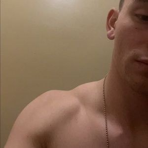 Meet your Posher, Logan